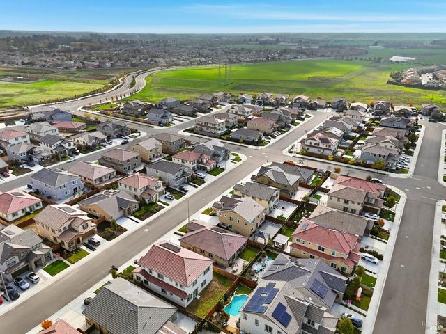 224 Gannet St, Vacaville, CA 95688