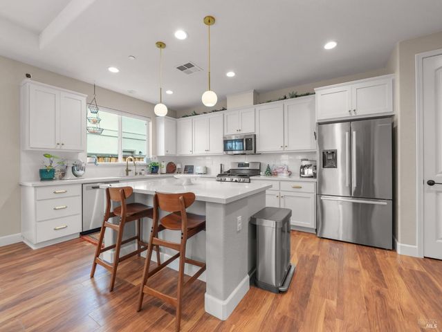 224 Gannet St, Vacaville, CA 95688