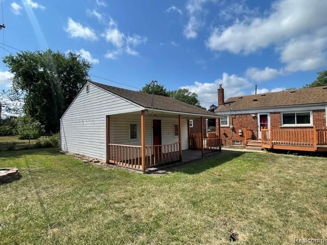 29451 Steinhauer Street, Inkster, MI 48141