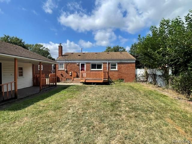 29451 Steinhauer Street, Inkster, MI 48141