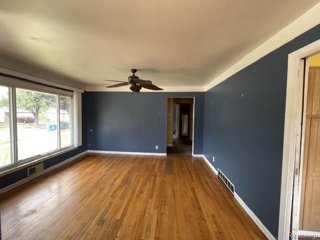 29451 Steinhauer Street, Inkster, MI 48141