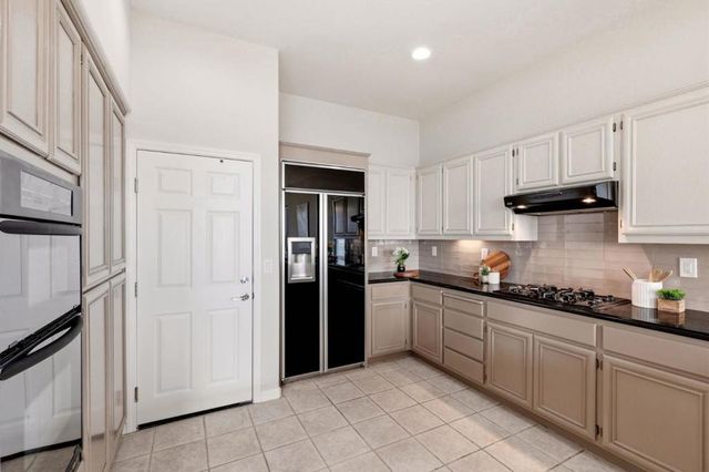 211 Sunset Court, Pacifica, CA 94044