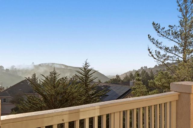 211 Sunset Court, Pacifica, CA 94044