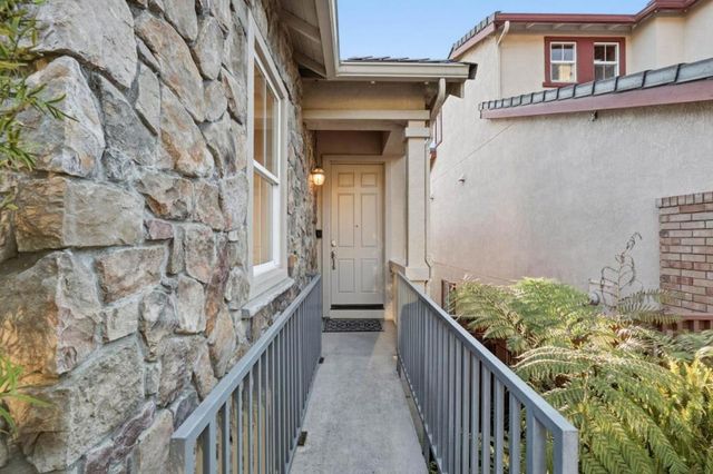 211 Sunset Court, Pacifica, CA 94044