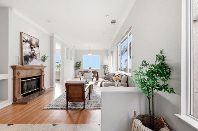 211 Sunset Court, Pacifica, CA 94044