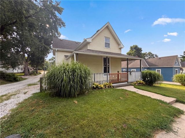 423 N Missouri Street, Liberty, MO 64068
