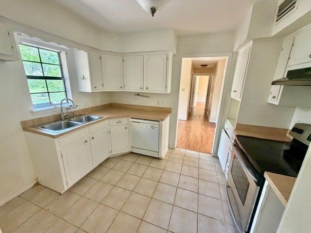 210 W Houston Street, Leonard, TX 75452