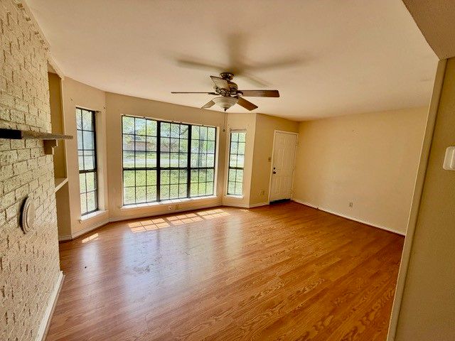 210 W Houston Street, Leonard, TX 75452