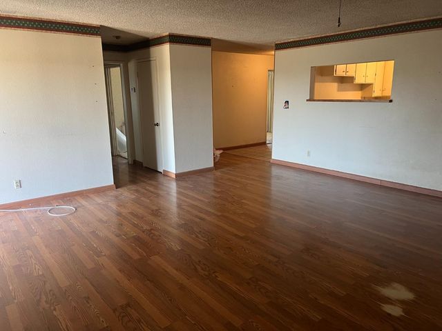 1936 Clinton Rd, Hughson, CA 95326