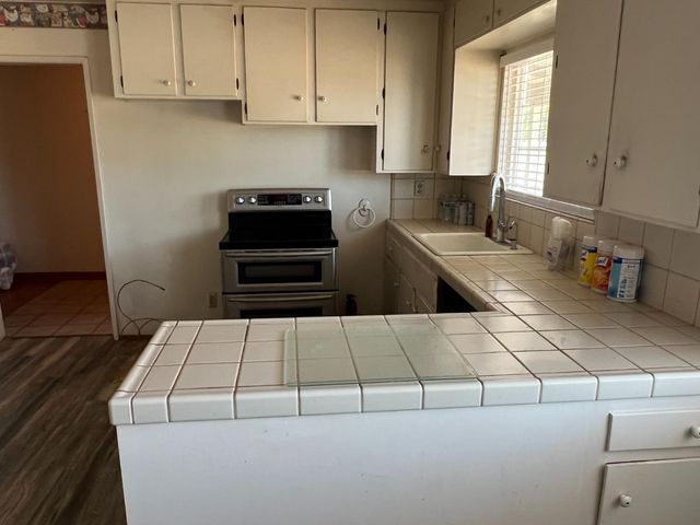 1936 Clinton Rd, Hughson, CA 95326