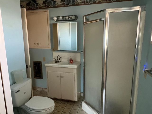 1936 Clinton Rd, Hughson, CA 95326