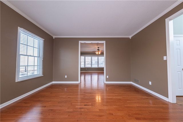 105 Oak Moss, North Fayette, PA 15108