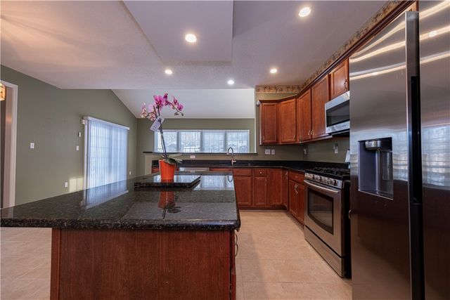 105 Oak Moss, North Fayette, PA 15108