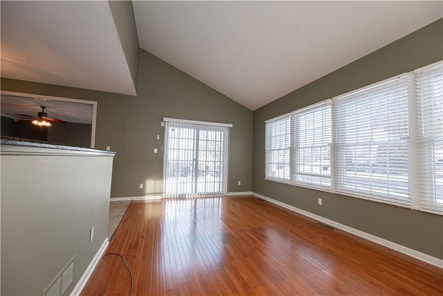 105 Oak Moss, North Fayette, PA 15108