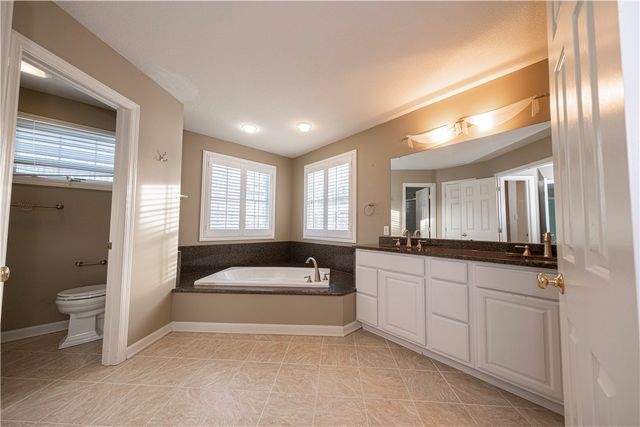 105 Oak Moss, North Fayette, PA 15108