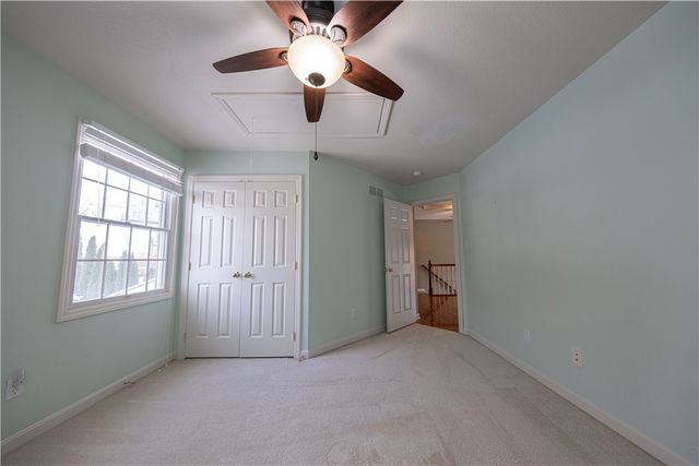 105 Oak Moss, North Fayette, PA 15108