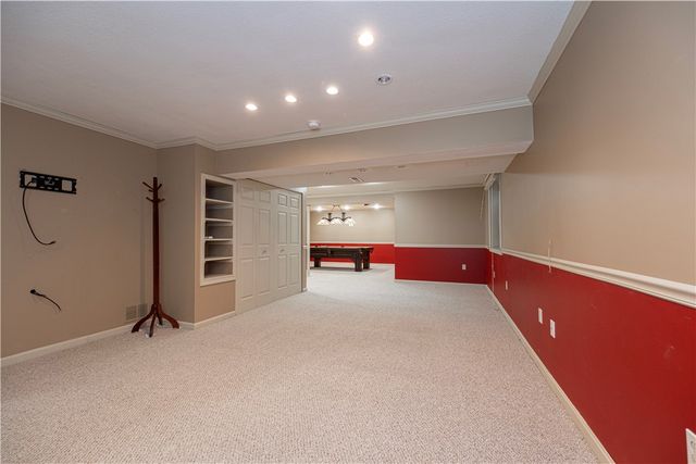 105 Oak Moss, North Fayette, PA 15108