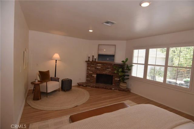 16839 Weddington Street, Encino, CA 91436