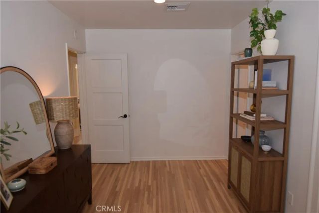 16839 Weddington Street, Encino, CA 91436