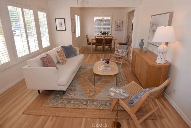 16839 Weddington Street, Encino, CA 91436