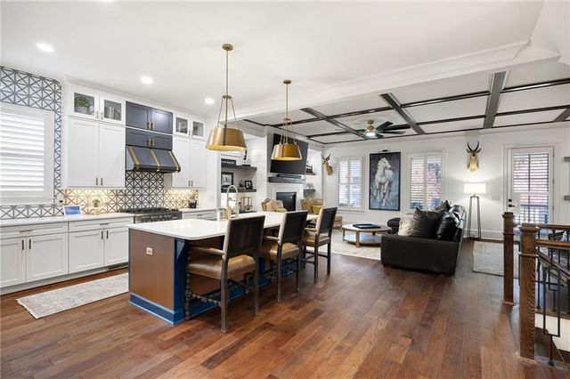 209 Highland Park Point, Woodstock, GA 30188