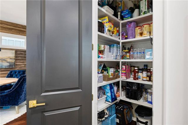 209 Highland Park Point, Woodstock, GA 30188