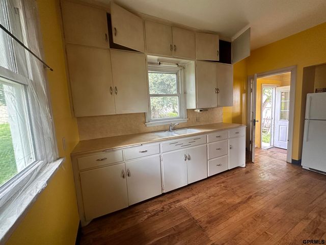 5425 S 23rd Street, Omaha, NE 68107