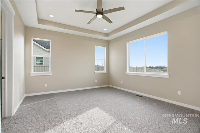 1229 Stirling Meadows Ct, Middleton, ID 83644