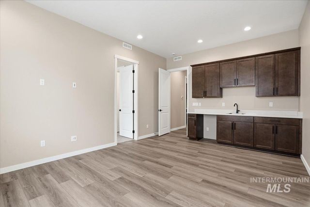 1229 Stirling Meadows Ct, Middleton, ID 83644