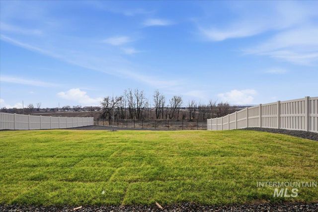 1229 Stirling Meadows Ct, Middleton, ID 83644