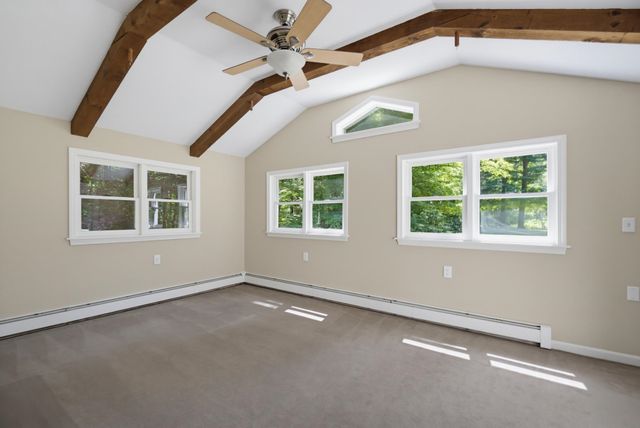 58 Cottage Road, Kensington, NH 03833