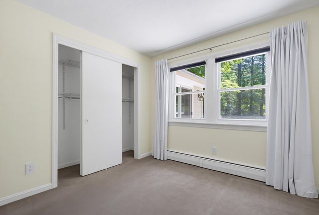 58 Cottage Road, Kensington, NH 03833