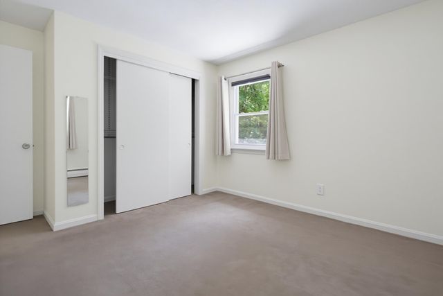 58 Cottage Road, Kensington, NH 03833