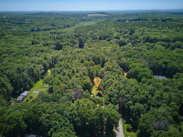 58 Cottage Road, Kensington, NH 03833