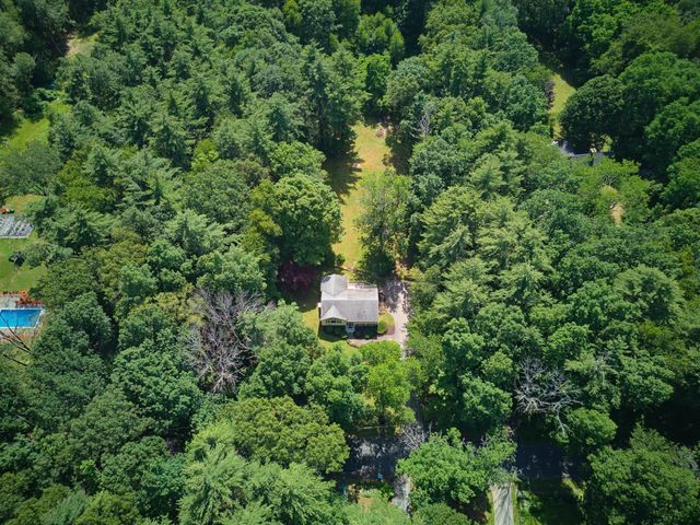 58 Cottage Road, Kensington, NH 03833