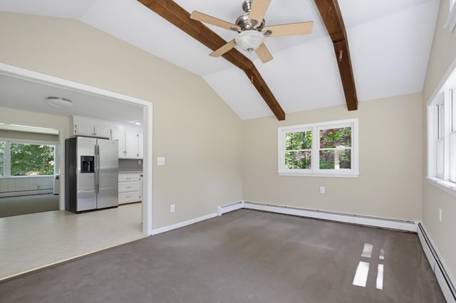 58 Cottage Road, Kensington, NH 03833