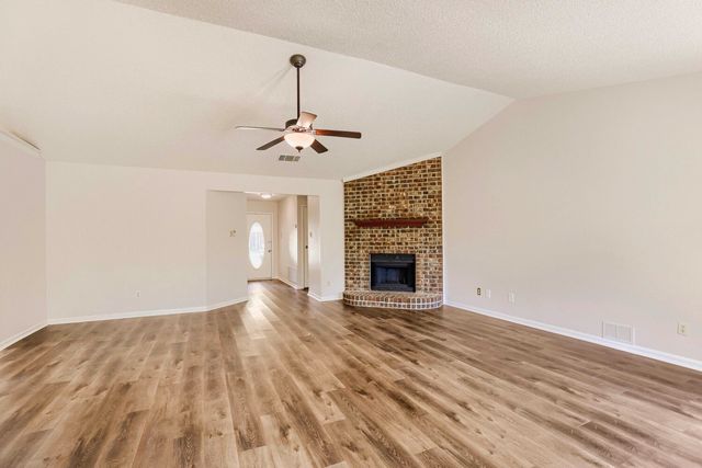 314 Sandlewood Lane, Euless, TX 76039