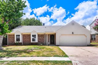 314 Sandlewood Lane, Euless, TX 76039