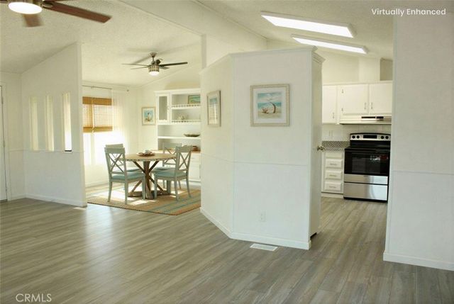 12980 Island Dr, Clearlake Oaks, CA 95423