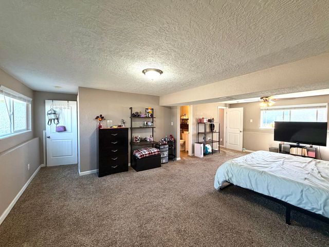 11000 Los Arboles Avenue NE, Albuquerque, NM 87112