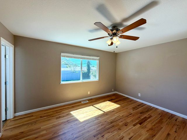 11000 Los Arboles Avenue NE, Albuquerque, NM 87112