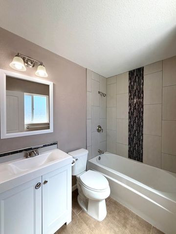 11000 Los Arboles Avenue NE, Albuquerque, NM 87112