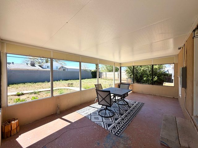 11000 Los Arboles Avenue NE, Albuquerque, NM 87112