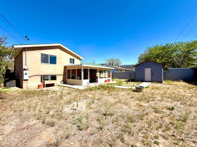 11000 Los Arboles Avenue NE, Albuquerque, NM 87112