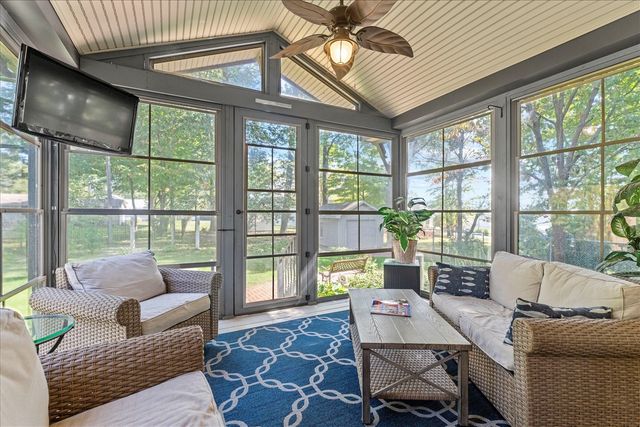 61271 Lenawee Road, Cassopolis, MI 49031