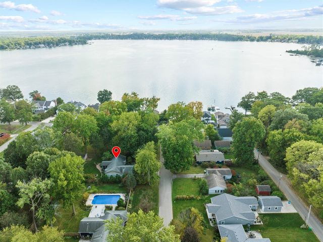 61271 Lenawee Road, Cassopolis, MI 49031