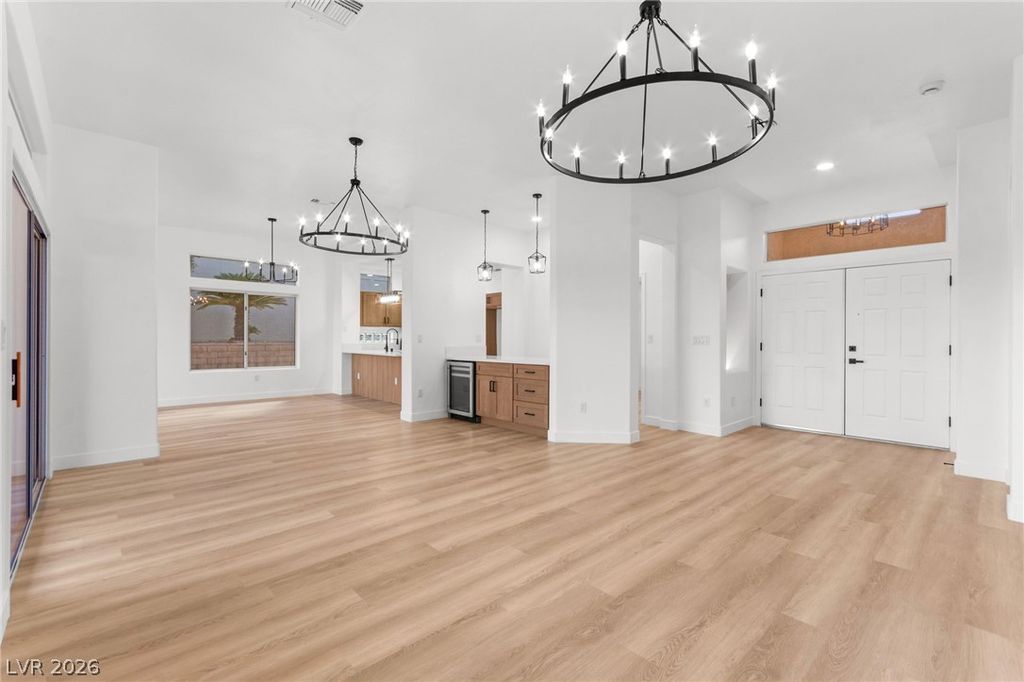 10701 Back Plains Drive, Las Vegas, NV 89134 — photo 5