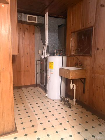 354 S 30th Street, Saginaw, MI 48601