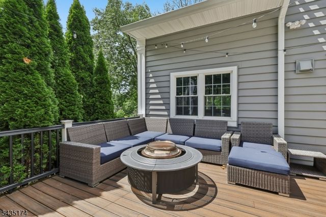 27 Burlington Rd, Berkeley Heights Twp., NJ 07974