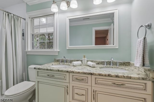 27 Burlington Rd, Berkeley Heights Twp., NJ 07974